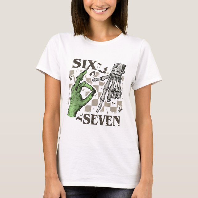 Camiseta Seis Sete Sinal de Mão de Esqueleto Meme Dia das B (Frente)