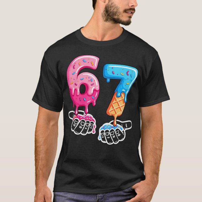 Camiseta Seis Sete Sorvete Drip Meme Legal Número 67 Engraç (Frente)