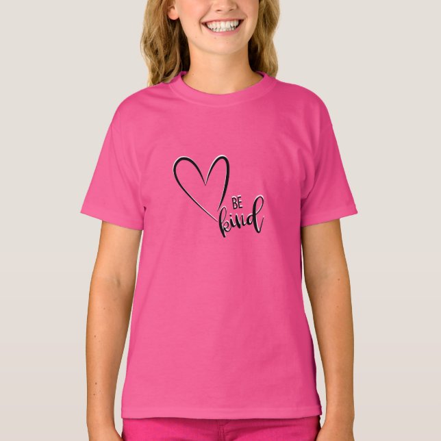 Camiseta Seja gentil, bondade, amor, coração vermelho, cami (Frente)