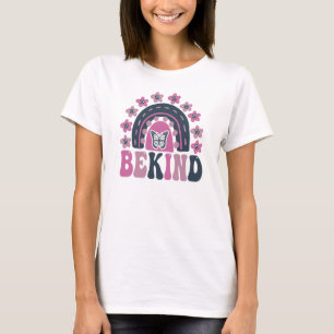 Camiseta Seja gentil com a borboleta retrô Boho Arco-íris