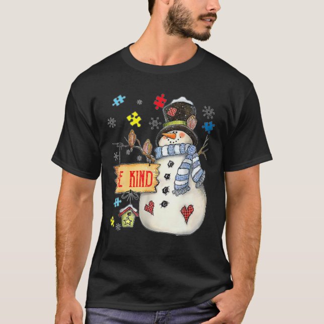 Camiseta Seja gentil com o Quebra-cabeça do boneco de neve  (Frente)