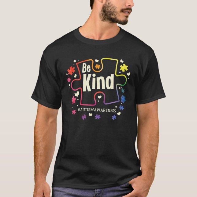 Camiseta Seja gentil com peças de Quebra-cabeça, Gráfico de (Frente)