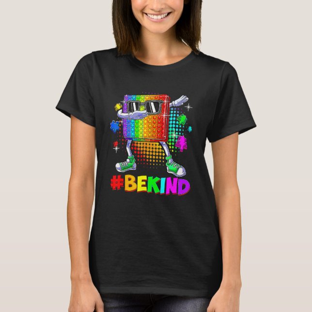 Camiseta Seja Gentil Dabbing Pop É Peça do Quebra-Cabeça Co (Frente)