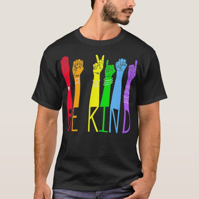 Camiseta Seja gentil em falar com os professores LGBTQ (Frente)