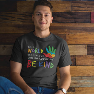 Camiseta Seja gentil em um Pai de autismo mundial