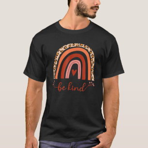 Camiseta Seja Kind Boho Rainbow Motivation Cheetah Heart Lo