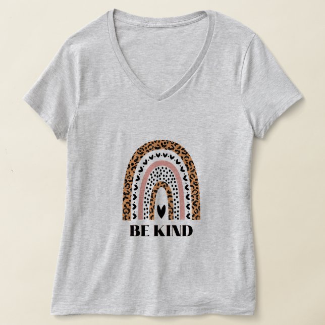 Camiseta seja tipo arco-íris (Postura )