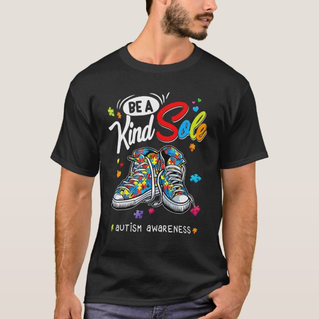Camiseta Seja Um Pouco Autista Consciência Arco-Íris Trendê (Frente)