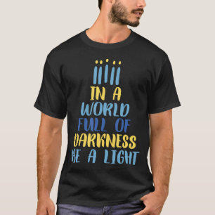 Camiseta Seja Uma Luz Feliz Hanukkah