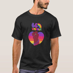 Camiseta Seja visível em Fila LGBT 1