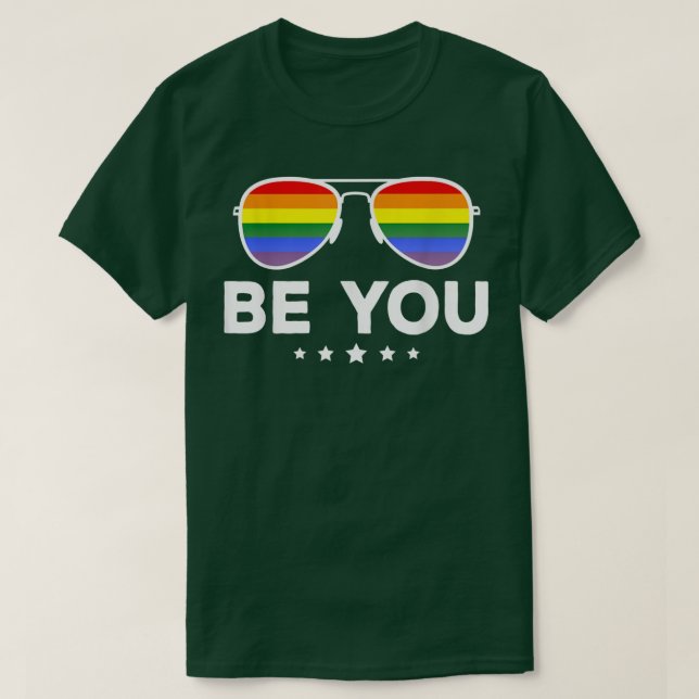 Camiseta Seja você LGBT. Óculos LGBT (Frente do Design)