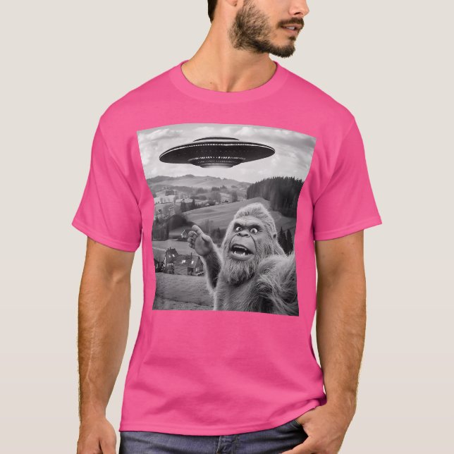 Camiseta Selfie De Pé Grande Com Alienígena Ufo Engraçada P (Frente)
