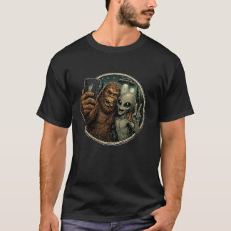 Camiseta Selfie retrô engraçado de Pé Grande e Alien com OV