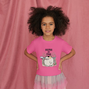 Camiseta Selfies are Free Girls