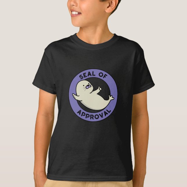 Camiseta Selo De Homologação Selo Engraçado Pun Dark BG (Frente)