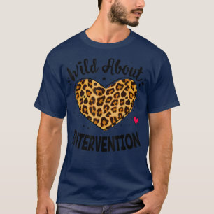 Camiseta Selvagem Sobre Intervencionistas Na Primeira Infân