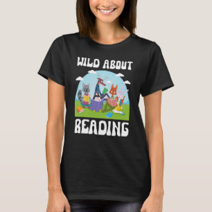 Camiseta Selvagem Sobre Leitura De Animais Lendo Livros E A