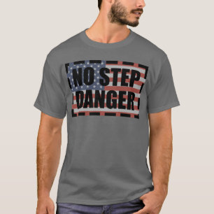 CAMISETA SEM BANDEIRA DE PERIGO DE PASSO
