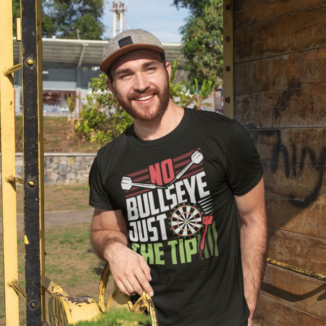 Camiseta Sem Bullseye - Jogador De Dart Engraçado (Criador carregado)