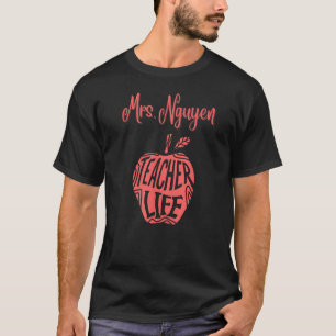 Camiseta Senhora Nguyen Cute School Teacher Apple Orgulhosa