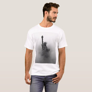Camiseta Senhora preto e branco Liberdade encoberta na