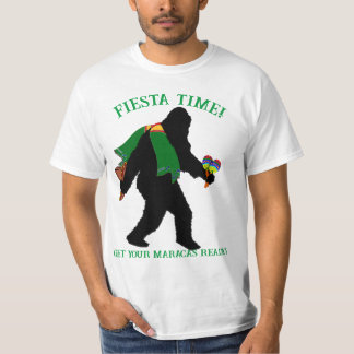 Camiseta Senor Squatcho de Mayo com Poncho