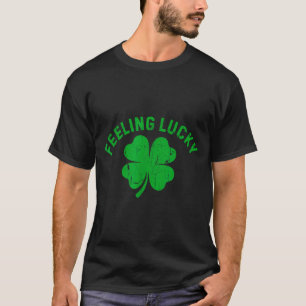 Camiseta Sentimento retrô trevo de shamrock sortudo dia de