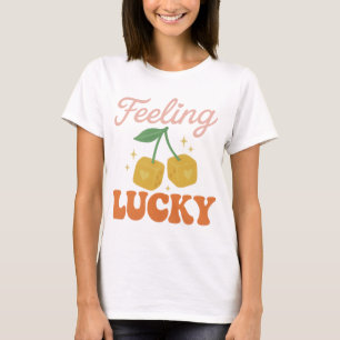 Camiseta Sentindo-se de Ruas de retro de cerejas sortudas.