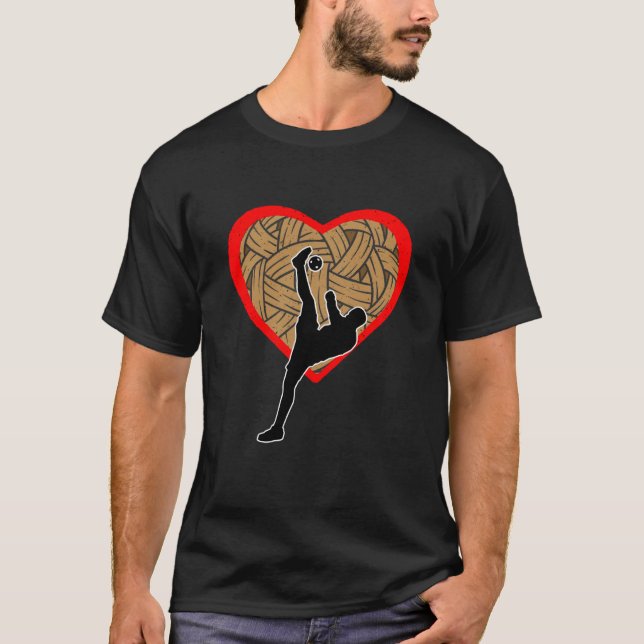 Camiseta Sepak Takraw Heart Sport Love Anti Valentines Day (Frente)