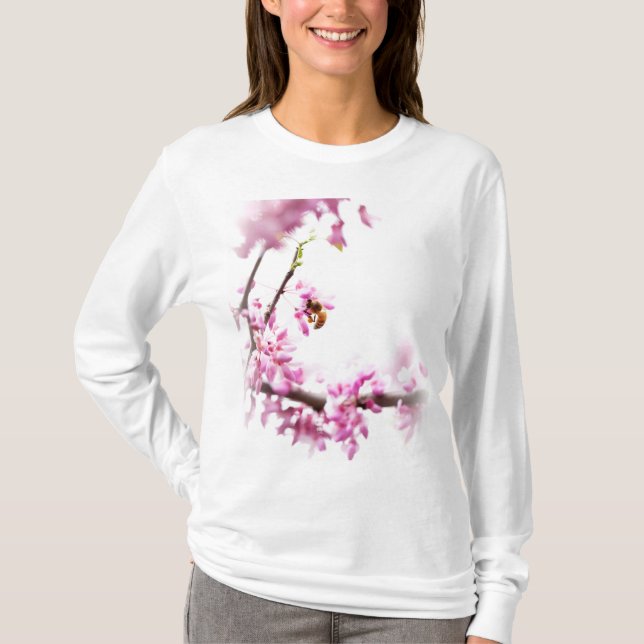 Camiseta Sequeiro e Abelha de mel em Springtime (Frente)