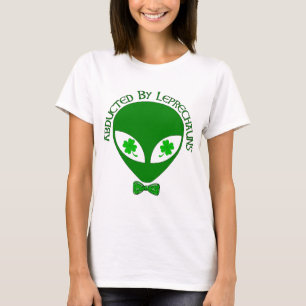 Camiseta Sequestrado pelos Leprechauns estrangeiros