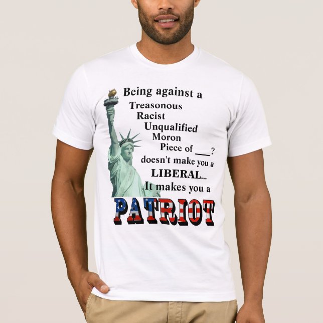 Camiseta Ser contra um TRAITOR não te faz um LIBERAL (Frente)