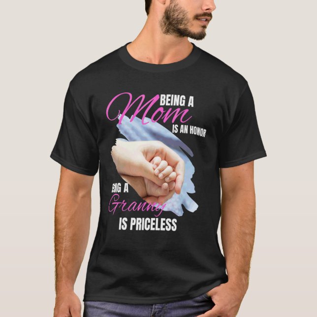 Camiseta Ser Mãe É Uma Honra Ser Um Grammy É Priceles (Frente)