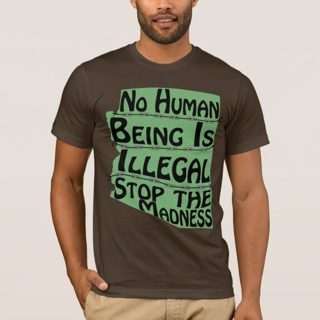 Camiseta Ser não humano é t-shirt ilegal (Frente)
