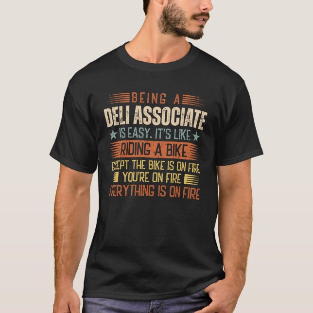 Camiseta Ser um Associado de Deli é Fácil (Frente)