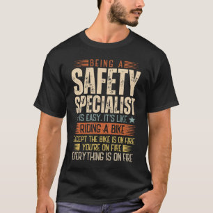 Camiseta Ser um Especialista em Segurança é Fácil