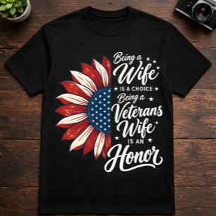 Camiseta Ser Veterano Ser Esposa de um Veterano É Uma Honra