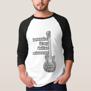 Camiseta Será que meu violão me sente falta? Preto & Branco