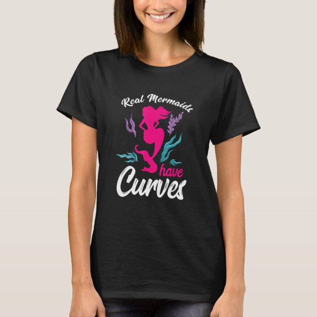 Camiseta Sereia Curves Linda Criatura Marinha Clamshell (Frente)