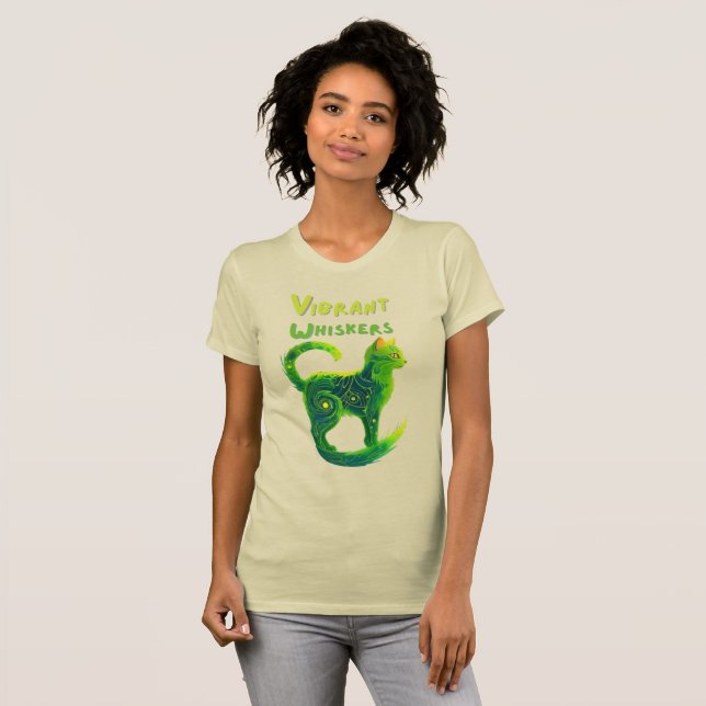 Camiseta Serene Glow: Gato Artístico em Verde e Amarelo (Frente Completa)