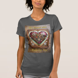 Camiseta Série Steampunk Coração Vermelho Amortecido