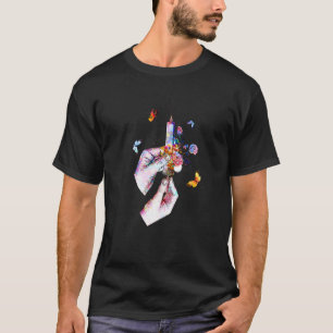 Camiseta Seringa Floral Microscópio Ferramentas Médicas Mão