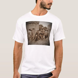 Camiseta Servicemen Afro-Americano Limpando Edifícios