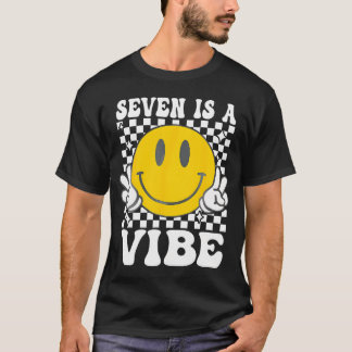 Camiseta Sete É Um 7 Vibe Birthday Groovy Boys Garotas 7 Y