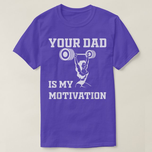 Camiseta Seu Pai É Minha Motivação De Cardio Para Fazer Lis (Frente do Design)