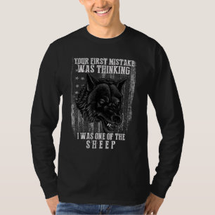 Camiseta Seu Primeiro Erro Foi Pensar Que Eu Era Um D