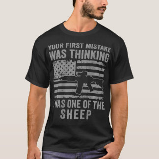Camiseta Seu Primeiro Erro Pensando Que Eu Era Uma Das Ovel