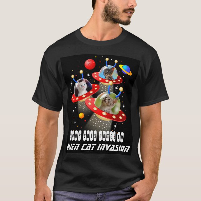 Camiseta Seus gatos em um filme de espaçonave de Alienígena (Frente)