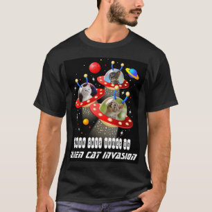 Camiseta Seus gatos em um filme estrangeiro do UFO Sci Fi