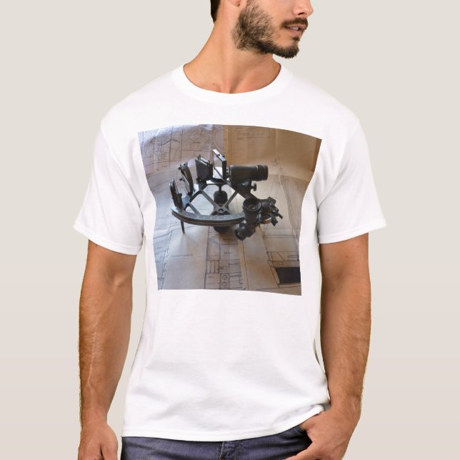 Camiseta Sextante Antigo (Frente)